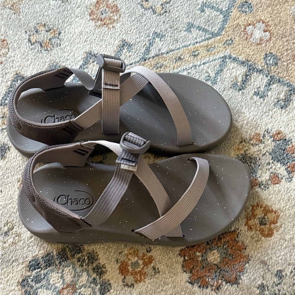 NWOTChaco Cush Sandal